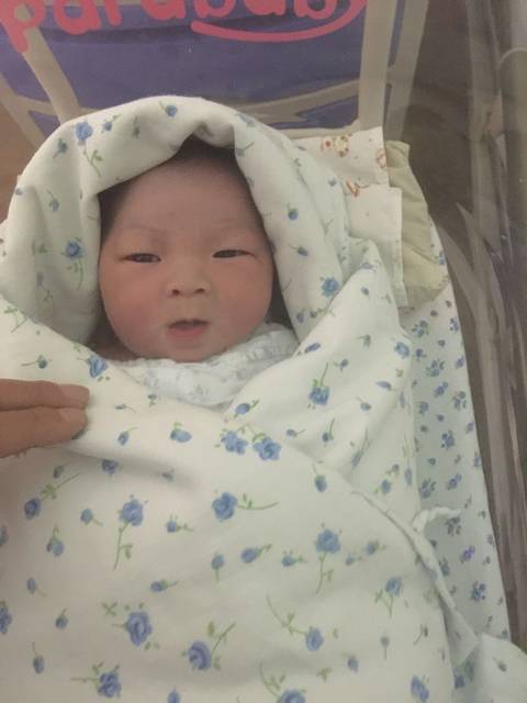 7斤6量女宝,顺产日记_预产期25号,25号凌晨宫