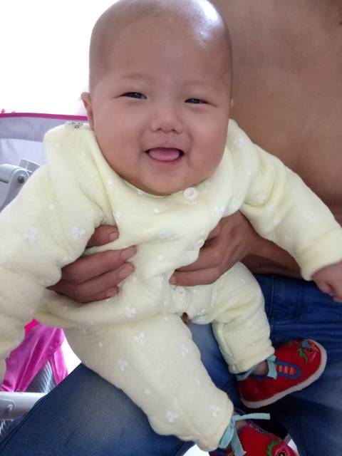 看我的二胎宝宝,笑容有没有迷倒你_哈哈,86天