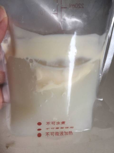 冰箱冷藏的母乳这样子是不是坏了?