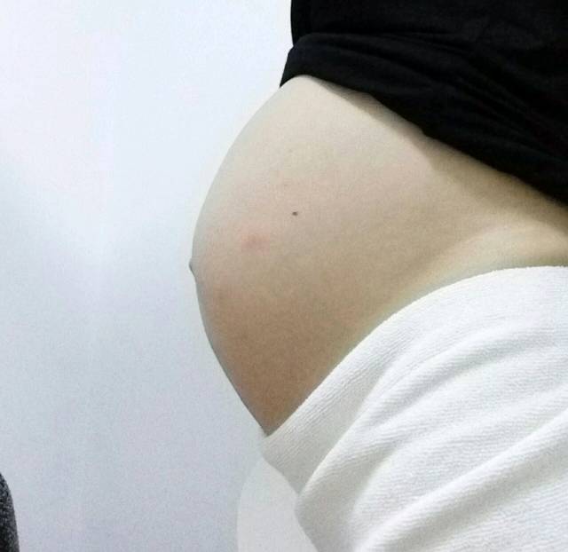 孕7个月,看肚型猜宝宝性别,欢迎大家踊跃投票