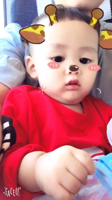 听说怀孕的时候多吃葡萄娃眼睛真的会变大_来