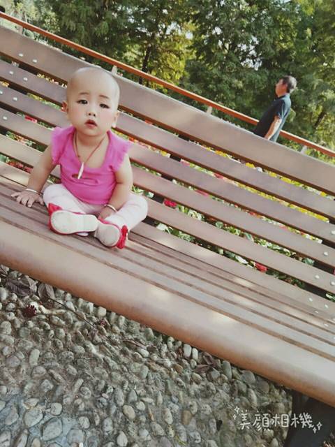 宝宝长头发好少怎么办_宝宝的头发长得好慢八