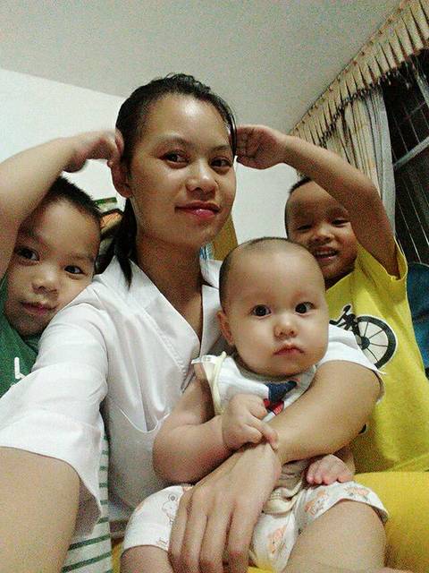 宝宝不吃辅食不舍也不忍心断奶_小宝九个多月