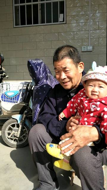 亲亲_亲亲小宝贝_宝宝树