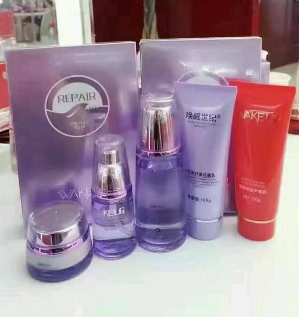 低价转卖化妆品_前面帮朋友够了一套化妆品,巧