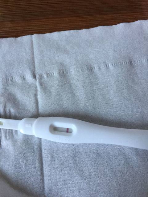 月经推迟了五天,胸部胀痛_谁可以帮我看看有没