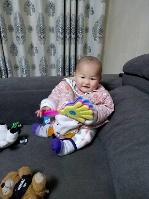 请教宝妈们_我家女儿六个月,发烧38.1咋办?