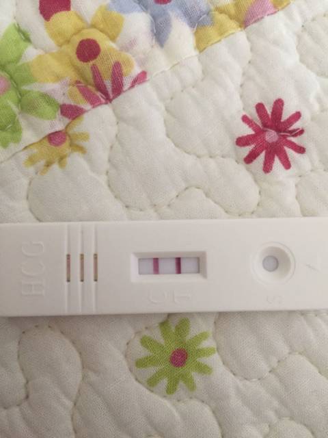 早孕试纸强阳了hcg多少_今天正好40天,想问下