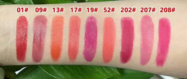 爱美的亲们,福利来罗_国际大牌YSL圣罗兰方管