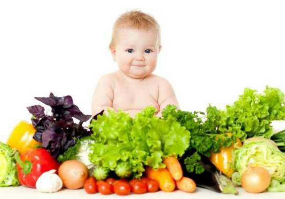 一周岁以内的宝宝饮食怎样安排才能保证足够的