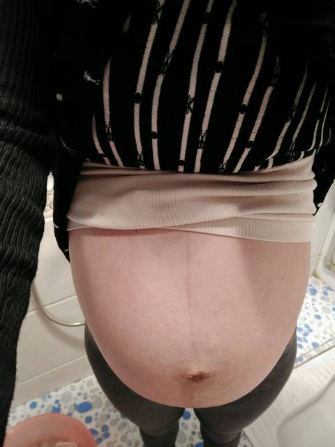 8个月(32周)小孕肚