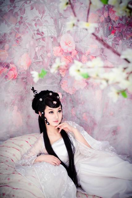 古装女主角(美人心计)_是谁只身跃下观月台,只