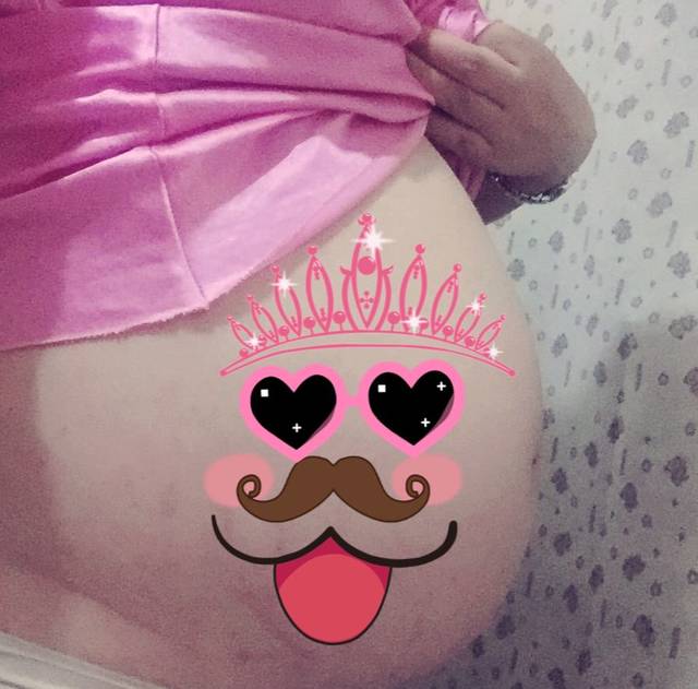 天悦凌晗结婚照片_凌晗的个人收入(2)