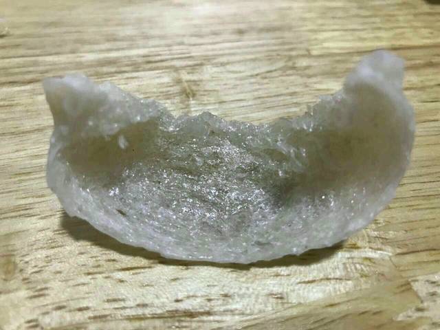 【新手报到】今天教大家怎么分辨真假燕窝(干