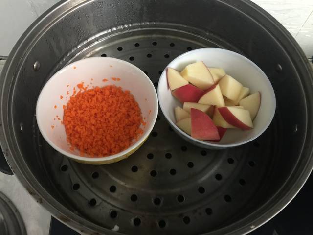 6个月宝宝喝奶粉上火,换吃它好极了_我家宝宝