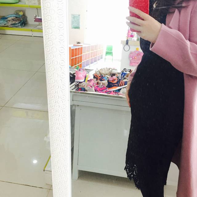 怀孕15周肚子大吗?_怀孕15周觉得肚子有点大