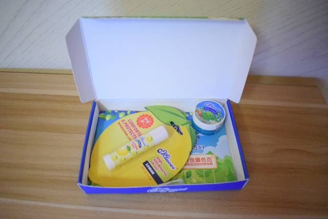 超级飞侠拼图 这是盒子里的最后一样,奥飞的小飞