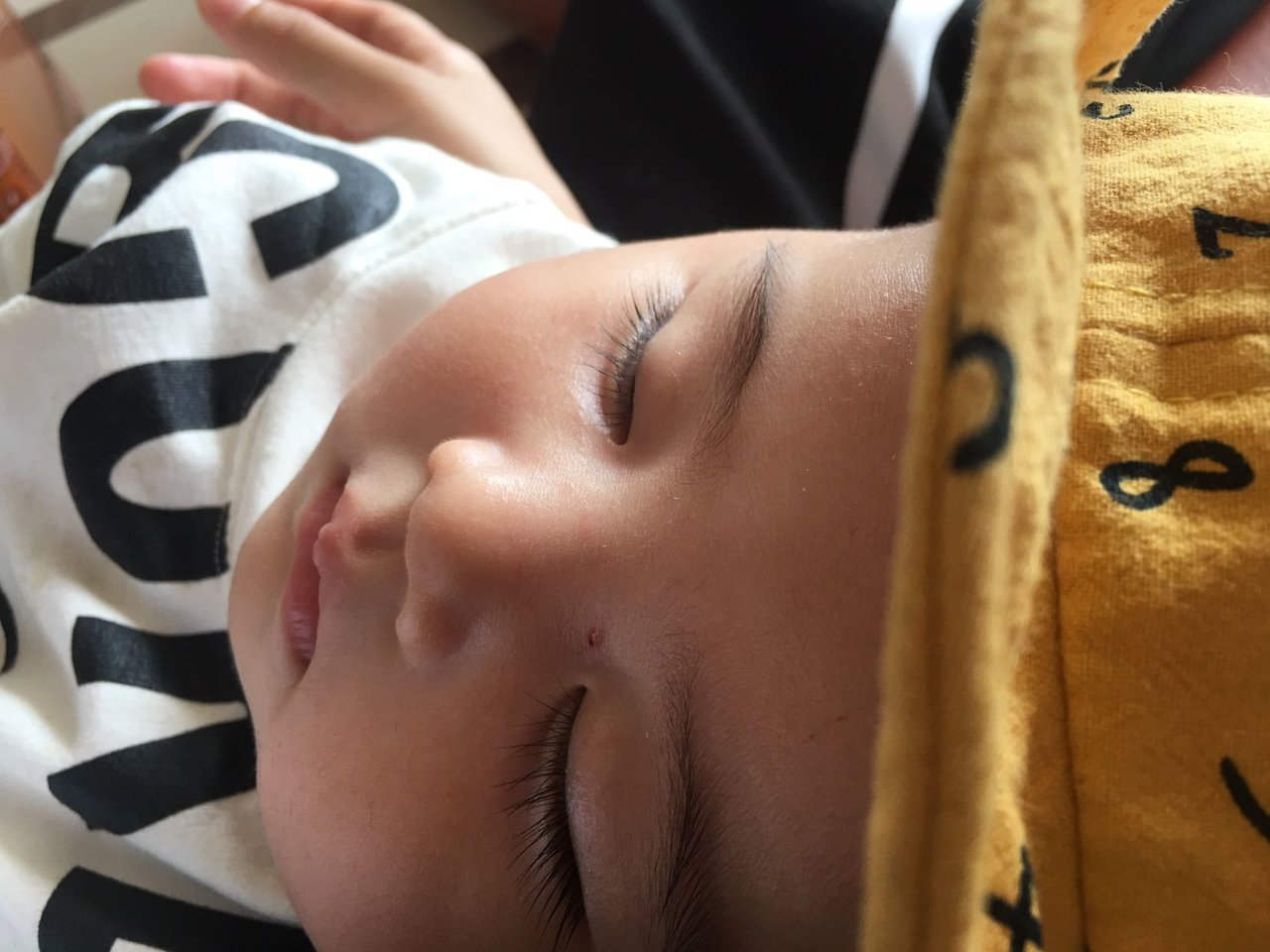 长睫毛👶