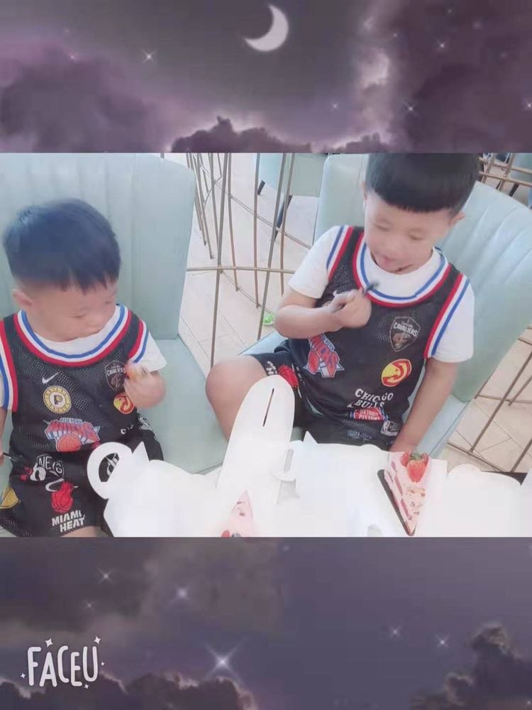 大家好我是93年的两宝妈