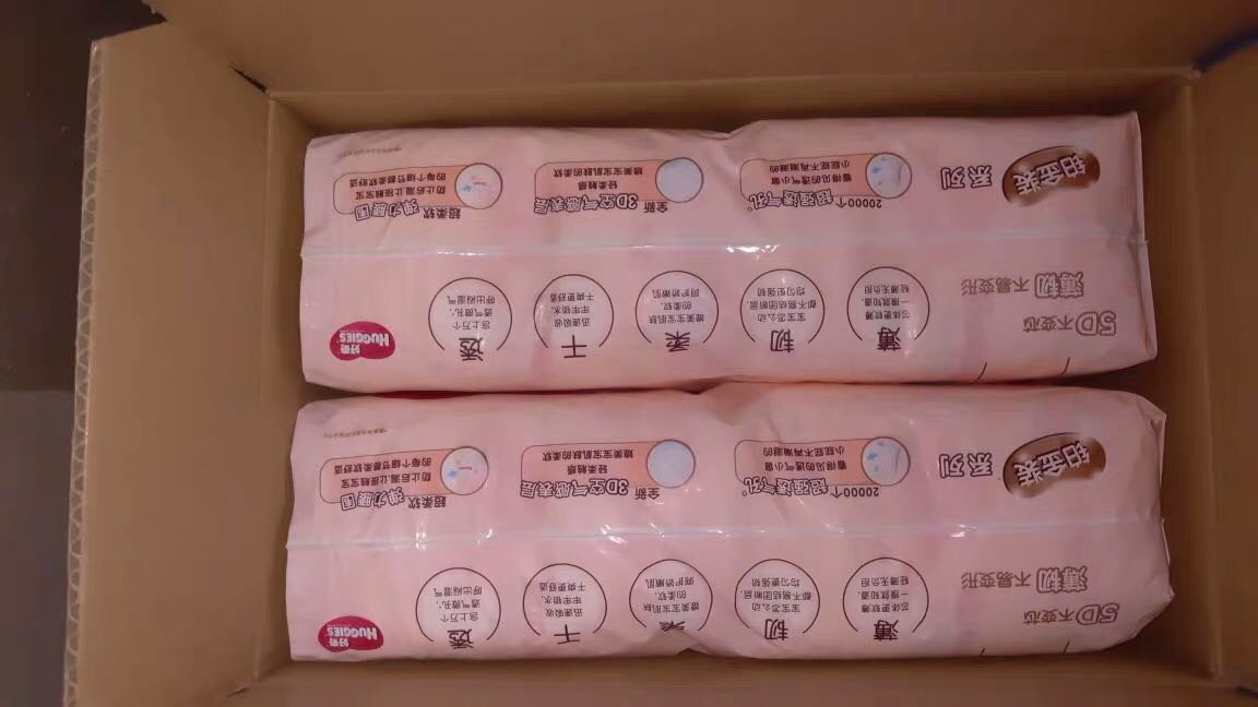 好奇陪伴宝宝成长
