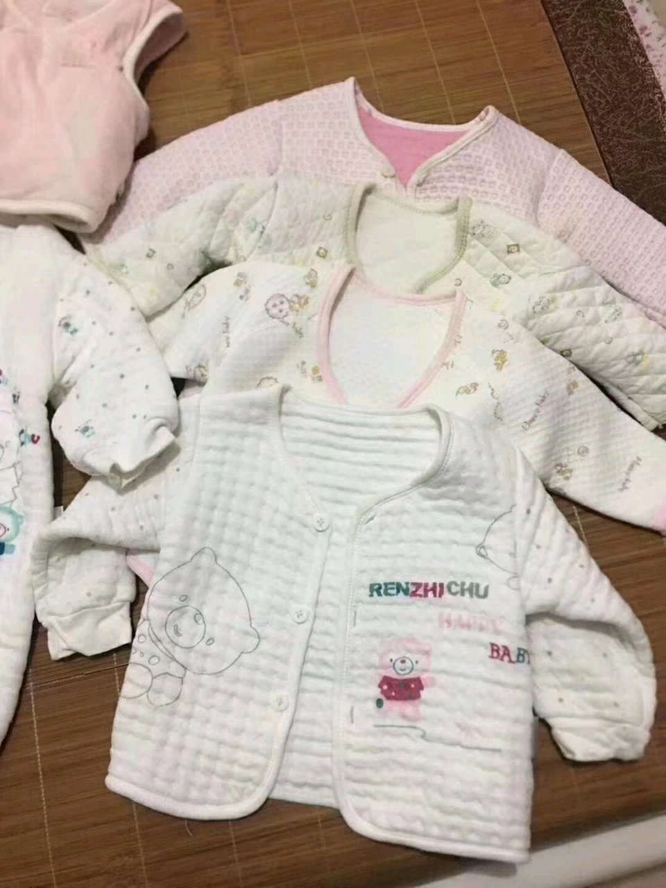 几个月衣服就变黄了😔
