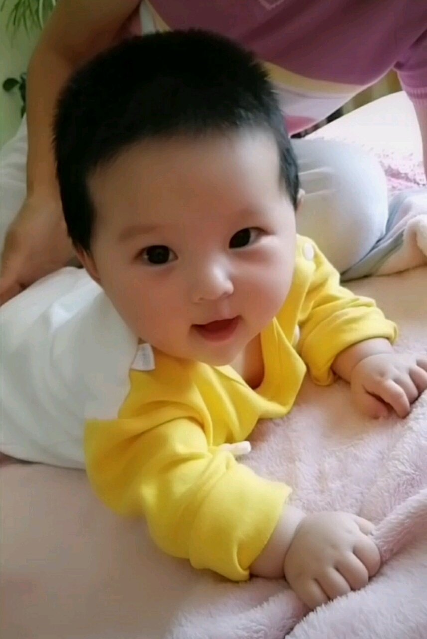 5个月宝宝，不睡觉啊。愁死了。有没有有经验的宝妈传授点经验