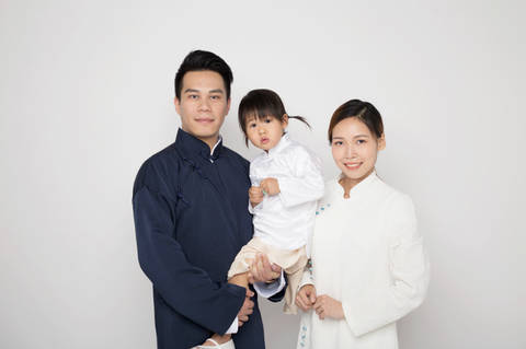 圈子 育儿交流圈 拍出来很真实很自然 完全还原我们的日常啦 当然啦